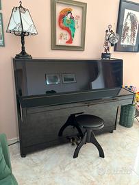 Pianoforte verticale Pearl River nero lucido