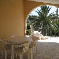 Bilocale in villa al mare