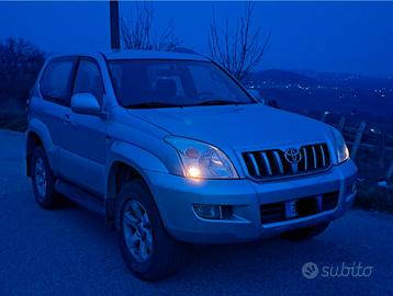 Toyota Land Cruiser Kdj125