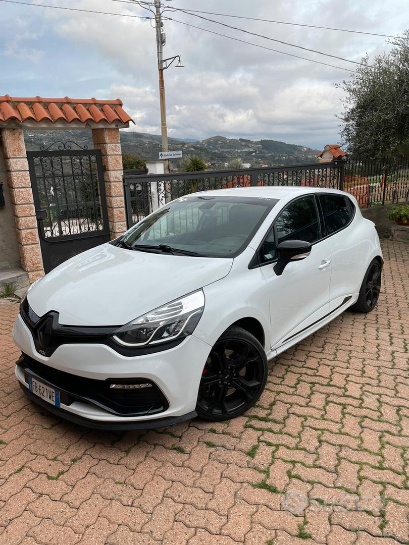 Venduto Renault Clio IV Clio 1.6 T 20. - auto usate in vendita