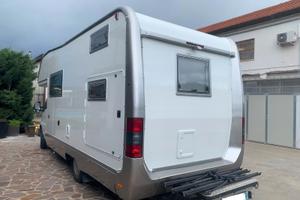 Camper Mansardato Elnagh