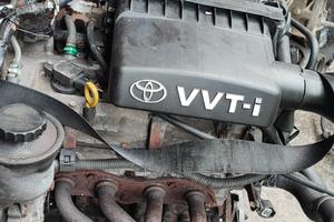 Motore Toyota Yaris 1.0 cod. mot. 1SZFE