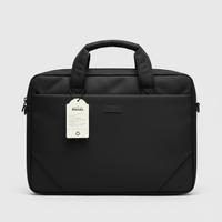 Borsa a spalla hobo con dettagli oro – Elegante e 