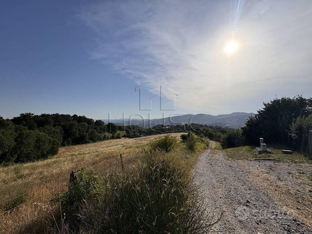 Terreno di 40000 m² a Città di Castello - Vista 3