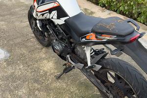 Ktm duke 125 2016