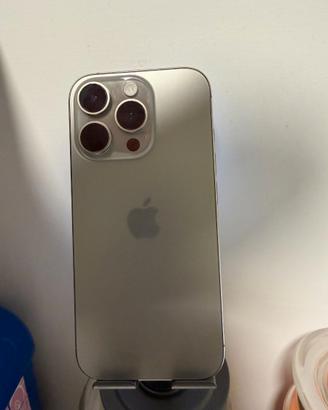 iPhone 16 Pro – Come Nuovo – Completo di scatola