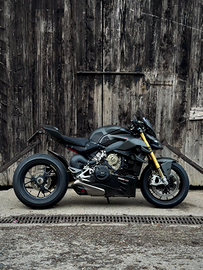 Ducati Streetfighter V4 S
