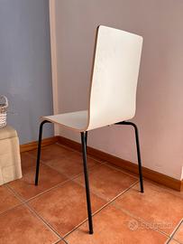 Sedia bianca moderna