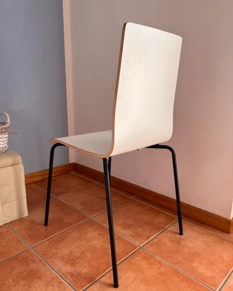Sedia bianca moderna