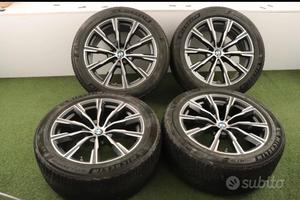 Cerchi 20 pollici e gomme termiche BMW