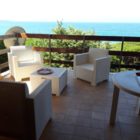 Spiaggia S Anea Scoada Or, 2 case sul mare