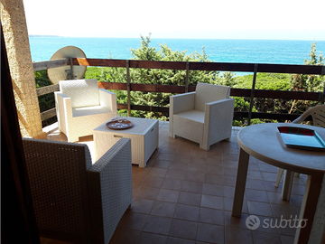 Spiaggia S Anea Scoada Or, 2 case sul mare