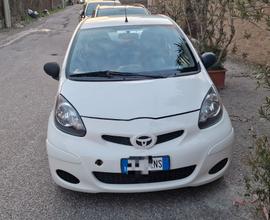 TOYOTA Aygo 1ª serie - 2012