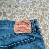 jeans levis modello 527