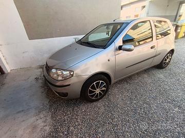 FIAT punto 1.2 benzina  2005