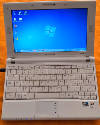 Netbook samsung N120 con alimentatore