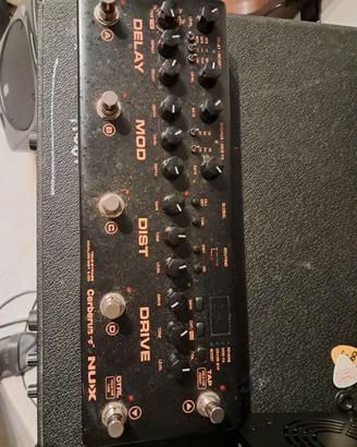 Pedale per chitarra Cerberus Nux