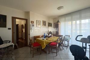 QUADRILOCALE DOPPI SERVIZI A BEATA GIULIANA