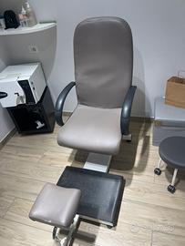 2 Sedie da pedicure con pedana e poggiapiede