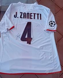 Maglia Away Match Worn Zanetti autografata