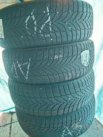 gomme da neve 215/60/17