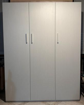 Letto a scomparsa nuovo,mai adoperato