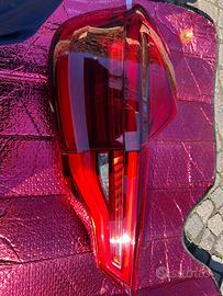 Faro BMW X3 2018 posteriore sx