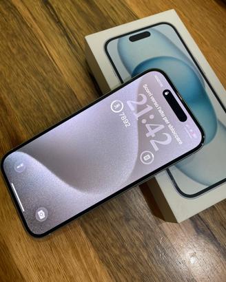 IPhone 15 128gb - pari al nuovo- vetro nuovo- 81%
