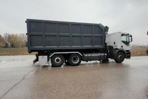 IVECO MAGIRUS 260S/E4 scarrabile con gru PENZ