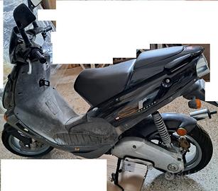 Aprilia Sr stealth