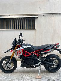 Aprilia Dorsoduro 900