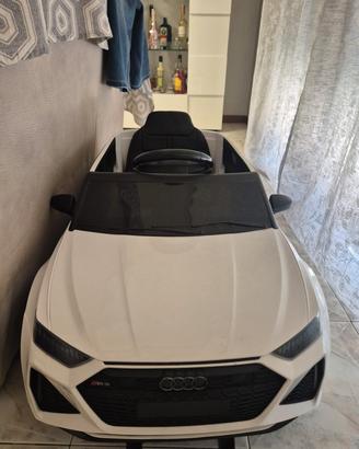Macchina elettrica Audi