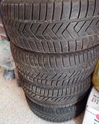 Pirelli 255/45/19R