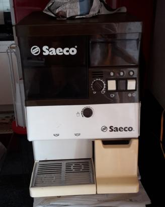 Macchina del caffe' saeco automatica