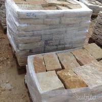 Rivestimento pietra naturale lavorata