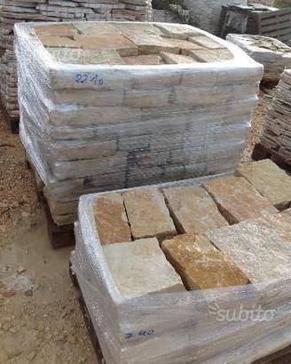 Rivestimento pietra naturale lavorata