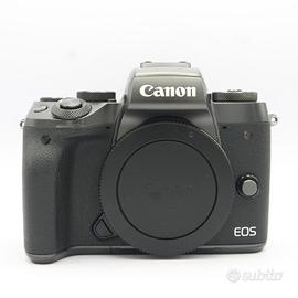 Canon EOS M5