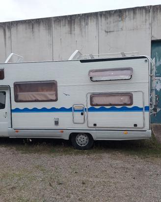 camper mansardato 7 posti 