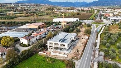 UFFICIO A MANERBA DEL GARDA