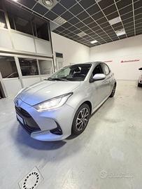 Toyota Yaris 4nd serie 1.5 Hybrid 5 porte Trend