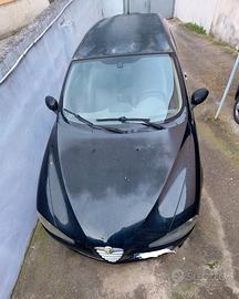 Alfa Romeo 147 marciante, da sistemare