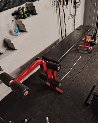 Panca multifunzione leg extension/leg curl