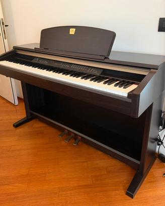 Pianoforte Yamaha Clavinova CLP-130