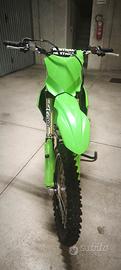 Moto cross Kawasaki 250