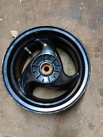 ruota posteriore piaggio/ Gilera NTT 50 scooter 