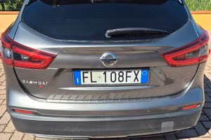 auto nissan 
