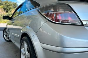 Astra H gtc Cosmo anno 2006 1.7 101cv cruise contr