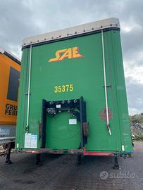 Semirimorchio centinato con sponda idraulica