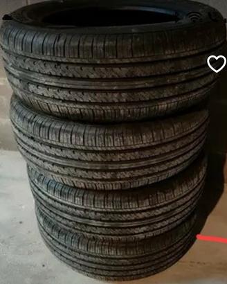 vedersi 4 gomme nuove 