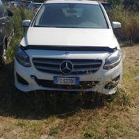 MERCEDES-BENZ B 200 d Automatic Premium